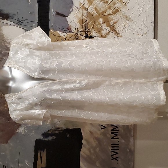 VINTAGE 90's Secret Treasures White Robe Short Sleeve Women 1XL - Picture 1 of 11